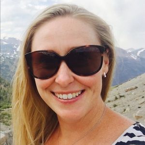 Meet your Posher, Jenn